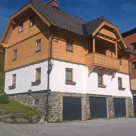Tauernhaus 3*